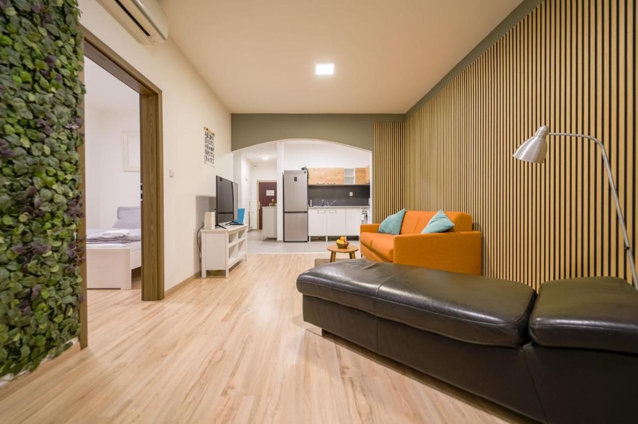 Vesna Convenient Apartment Μπρατισλάβα Εξωτερικό φωτογραφία